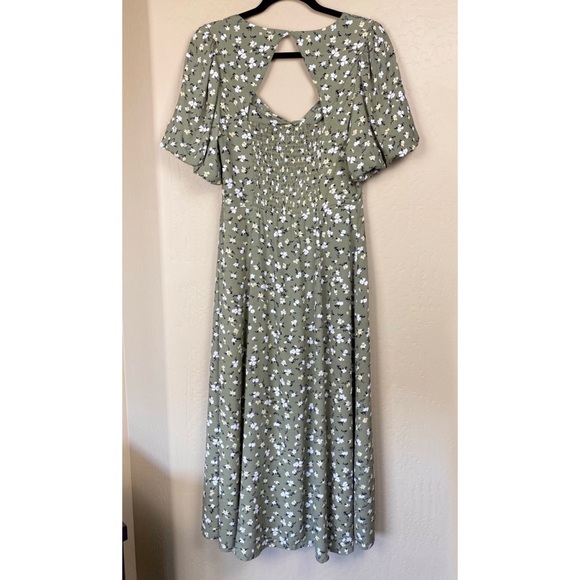 NWOT ASTR the Label Sweetheart Dress in Sage Green Ditsy fits like M - Picture 6 of 9
